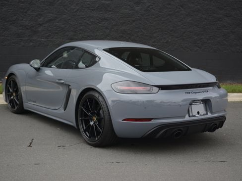 Certified 2025 Porsche 718 Cayman GTS RWD image 3