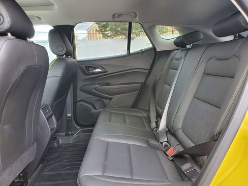 Used 2024 Chevrolet Trax ACTIV w/ Sunroof Package FWD image 10