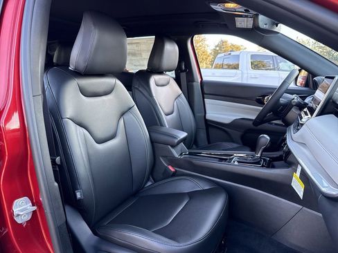 New 2026 Jeep Compass Limited w/ Sun, Sound & Navigation Group image 27