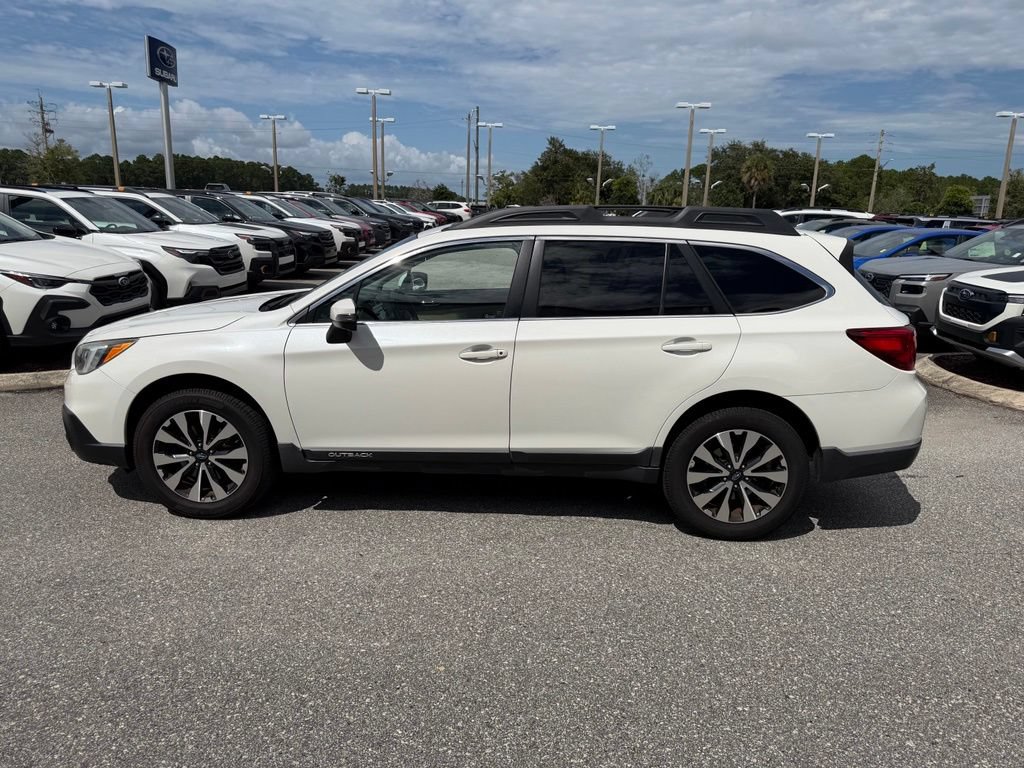 Used 2015 Subaru Outback 2.5i Limited AWD/4WD image 10