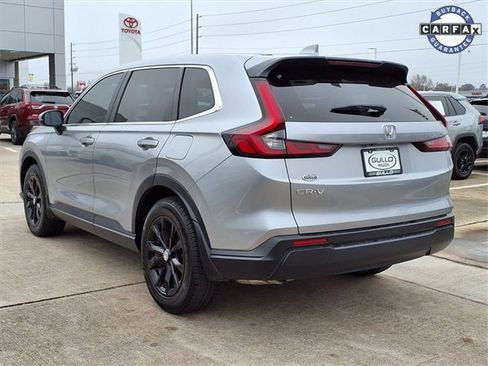 Used 2023 Honda CR-V EX image 8