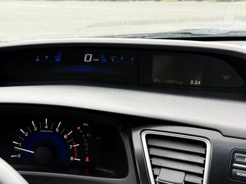 Used 2013 Honda Civic LX image 29