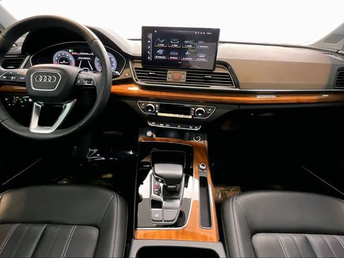 Certified 2023 Audi Q5 2.0T Premium Plus w/ Premium Plus Package AWD/4WD image 16