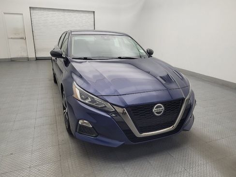 Used 2020 Nissan Altima 2.5 SR FWD image 14
