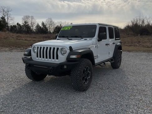 Used 2018 Jeep Wrangler Unlimited Sport S image 2