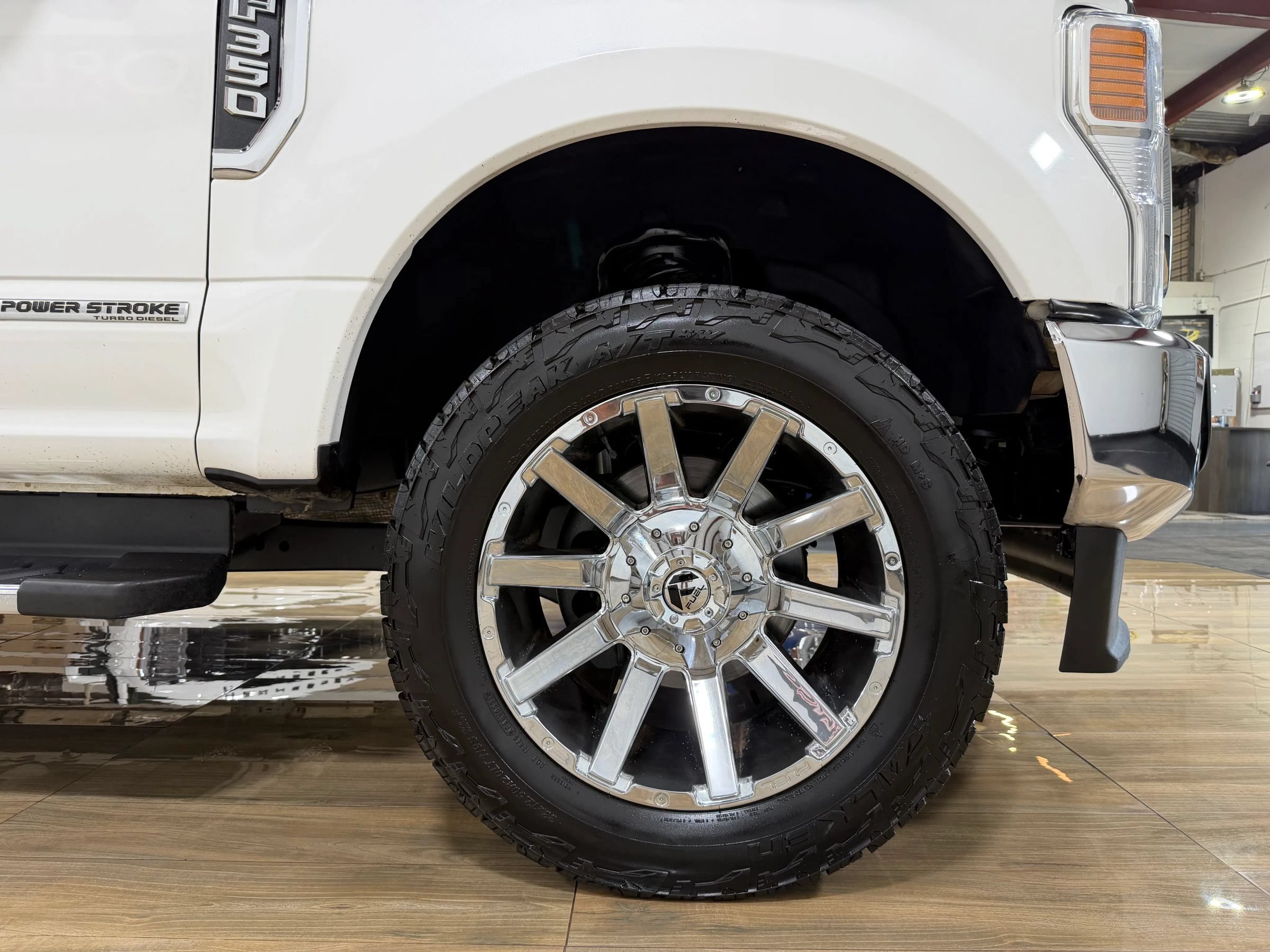 Used 2022 Ford F350 Lariat AWD/4WD image 5