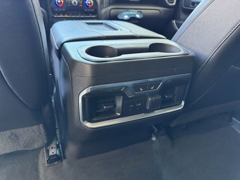 Used 2021 GMC Sierra 1500 AT4 w/ AT4 Value Package AWD/4WD image 16