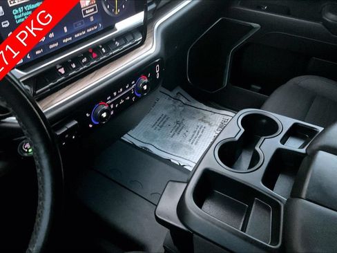Used 2025 Chevrolet Silverado 2500 LT AWD/4WD image 17