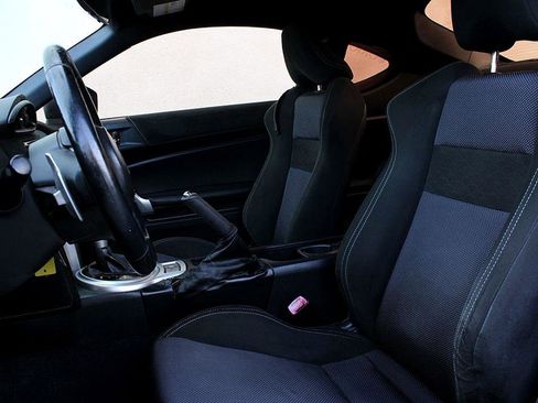 Used 2017 Toyota 86 image 14