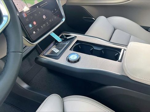 New 2026 Volvo EX90 Plus image 32