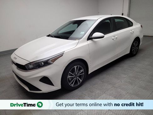 Used 2024 Kia Forte LXS FWD image 1