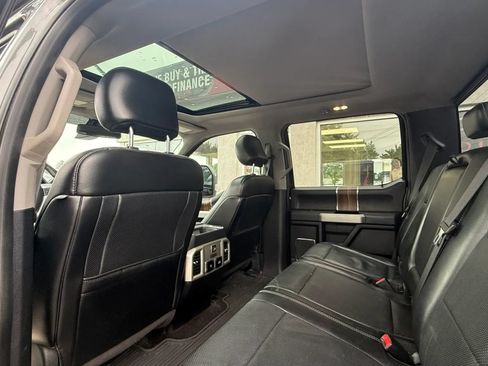 Used 2017 Ford F150 Lariat w/ Equipment Group 502A Luxury AWD/4WD image 9