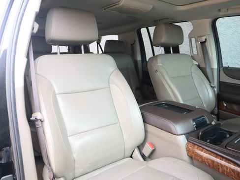 Used 2017 Chevrolet Suburban Premier AWD/4WD image 55