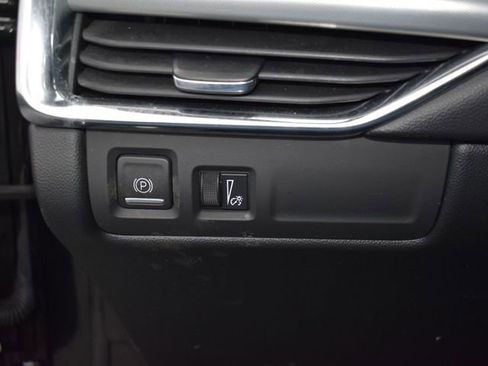 Used 2023 Cadillac XT4 Premium Luxury w/ Cold Weather Package image 15