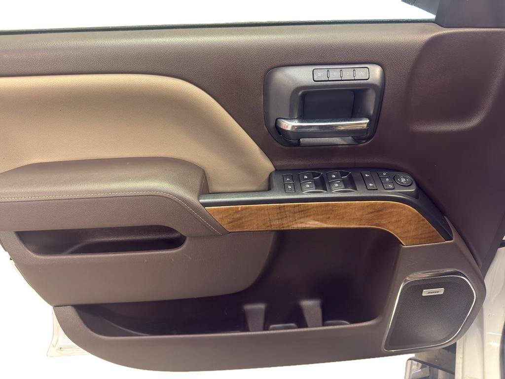 Used 2015 Chevrolet Silverado 1500 LTZ AWD/4WD image 15