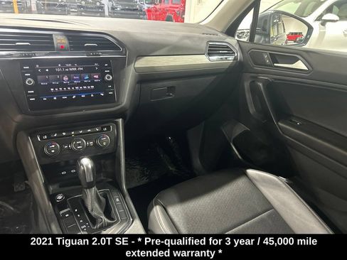 Used 2021 Volkswagen Tiguan SE FWD image 10