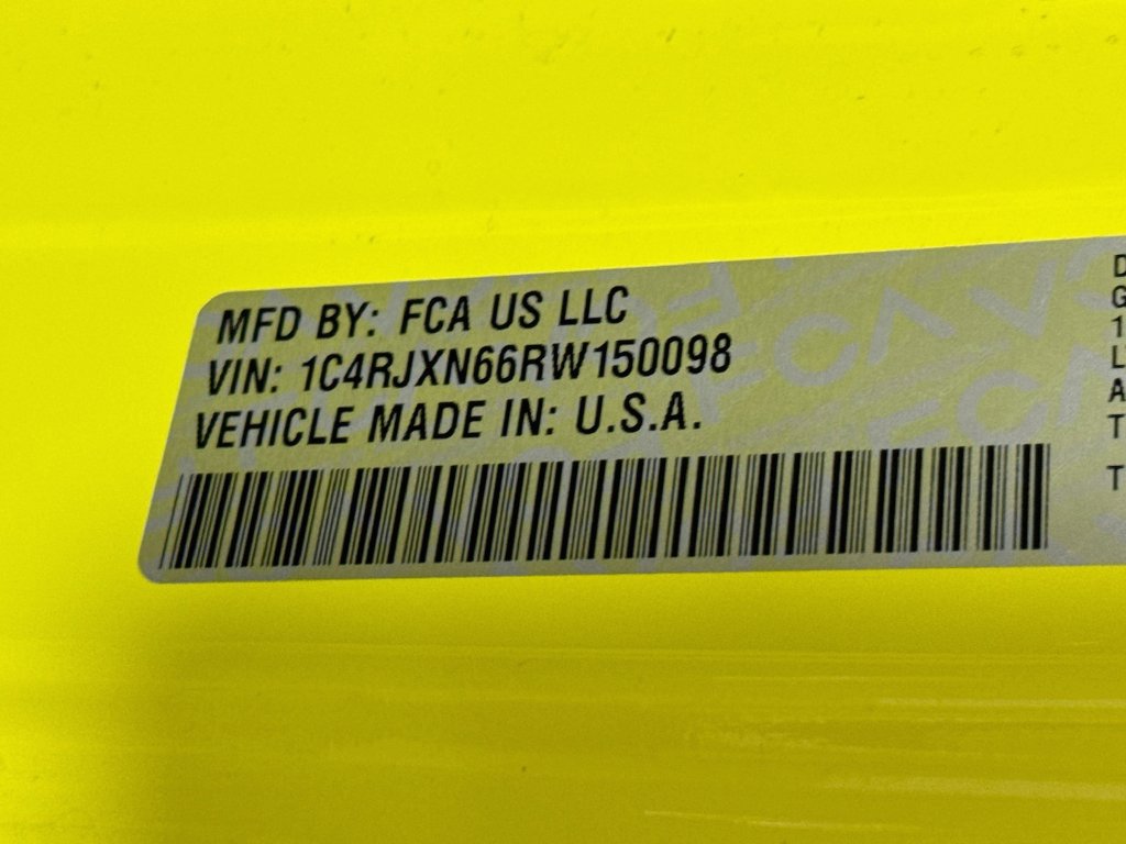 Used 2024 Jeep Wrangler Unlimited AWD/4WD image 33
