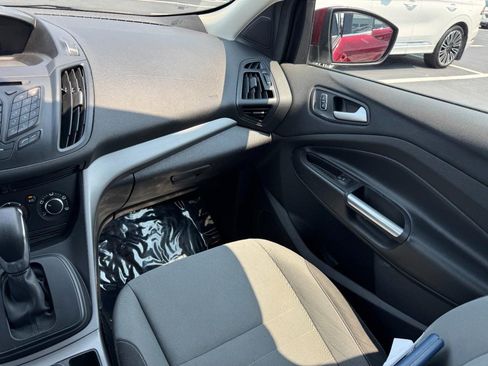 Used 2015 Ford Escape SE FWD image 15