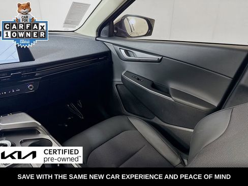 Certified 2024 Kia EV6 Light AWD/4WD image 28