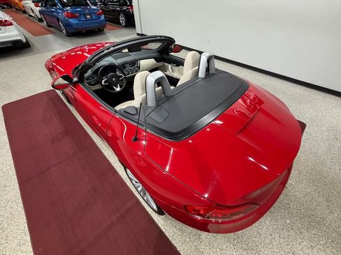 Used 2010 BMW Z4 sDrive35i RWD image 25