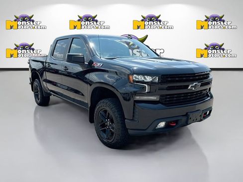 Used 2020 Chevrolet Silverado 1500 LT Trail Boss AWD/4WD image 3