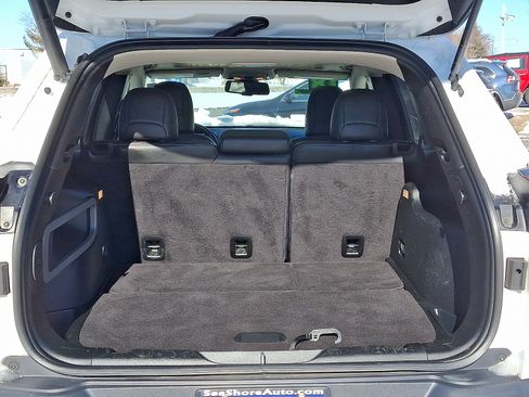 Used 2018 Jeep Cherokee Limited image 29