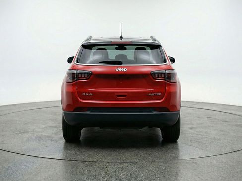 Used 2025 Jeep Compass Limited AWD/4WD image 7