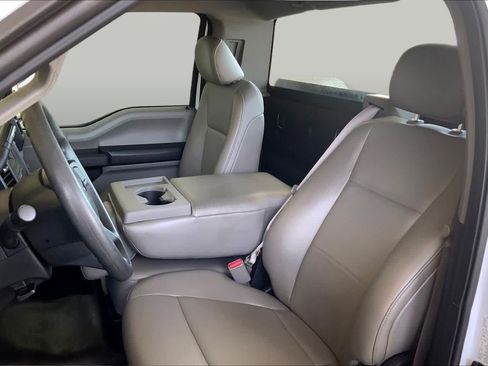 Used 2016 Ford F150 XL RWD image 6