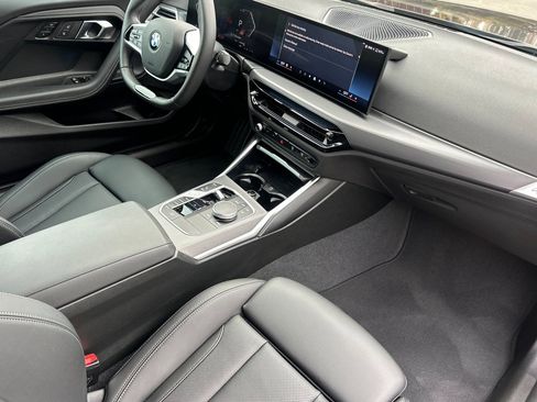 Used 2025 BMW 230i Coupe w/ Convenience Package image 19