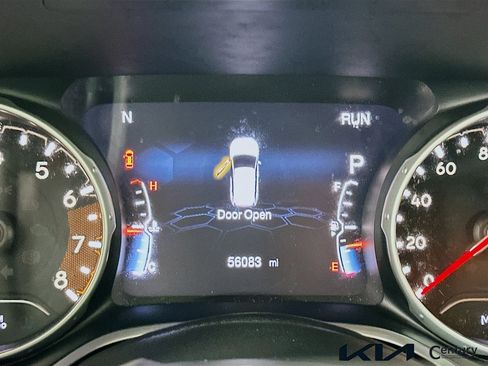 Used 2018 Jeep Compass Limited AWD/4WD image 12