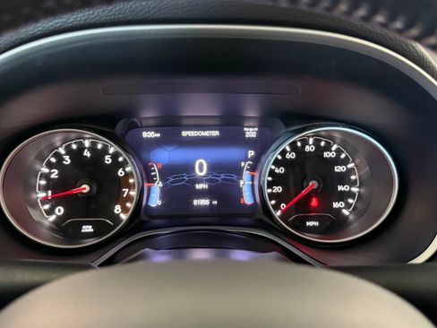 Used 2021 Jeep Compass Limited AWD/4WD image 39