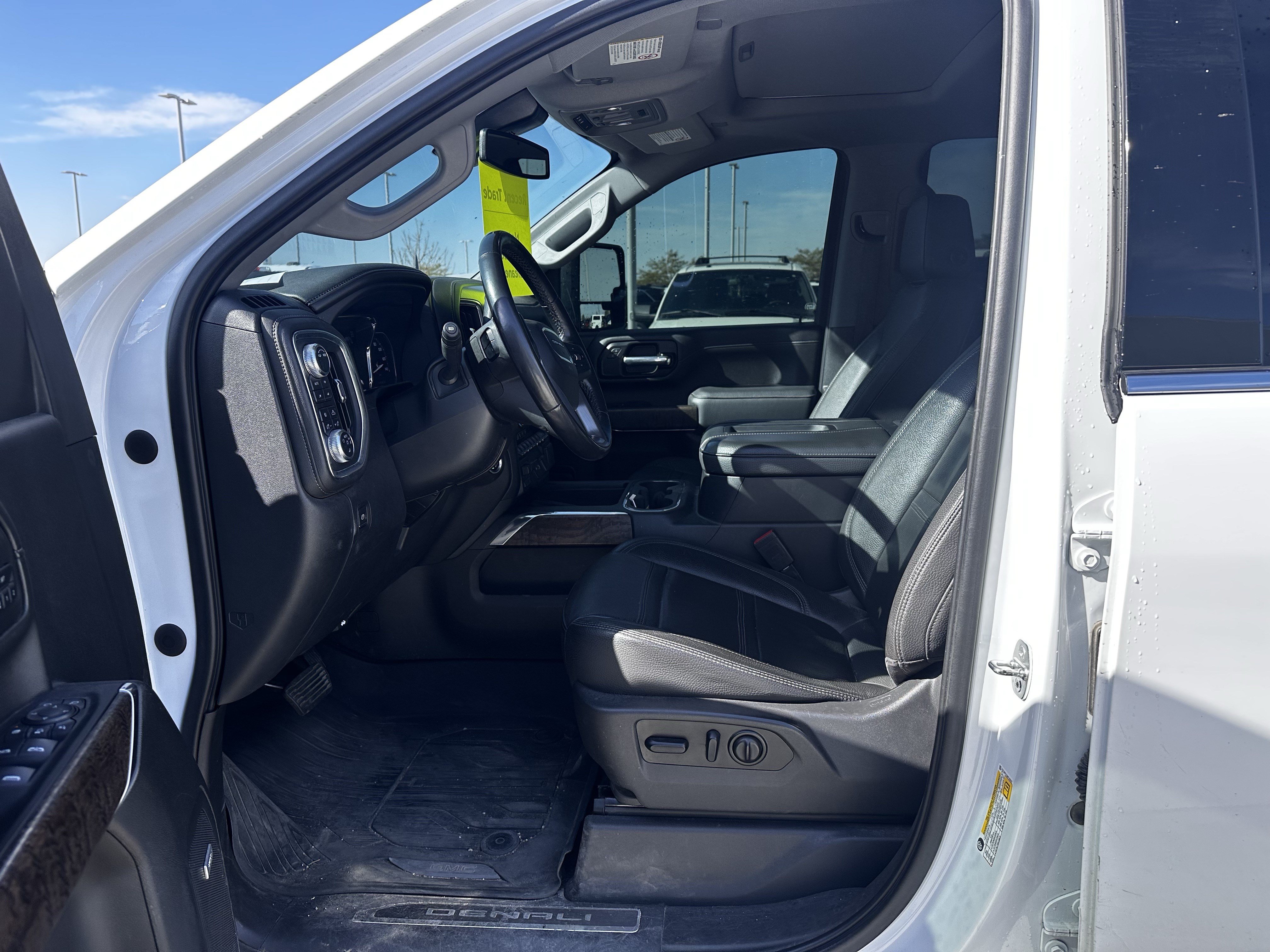 Used 2021 GMC Sierra 2500 Denali AWD/4WD image 8