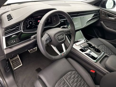Certified 2025 Audi RS Q8 performance image 9