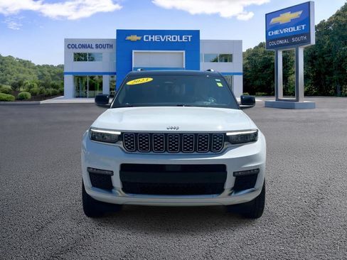 Used 2023 Jeep Grand Cherokee L Summit AWD/4WD image 9