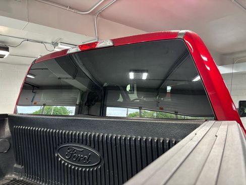 Used 2018 Ford F150 XLT w/ Equipment Group 302A Luxury AWD/4WD image 9