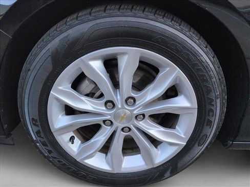 Used 2025 Chevrolet Malibu LT image 23