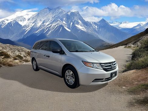 Used 2015 Honda Odyssey LX image 7