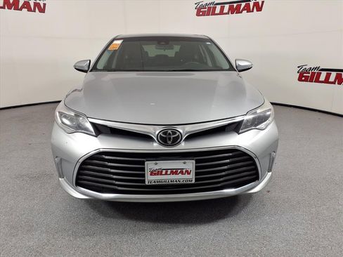 Used 2018 Toyota Avalon XLE image 4