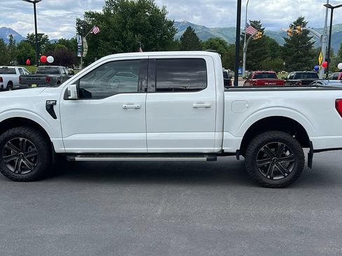 Used 2022 Ford F150 Lariat w/ Trailer Tow Package AWD/4WD image 6