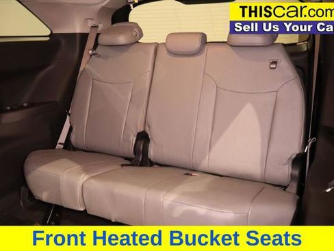 Used 2025 Toyota Sienna XLE image 24