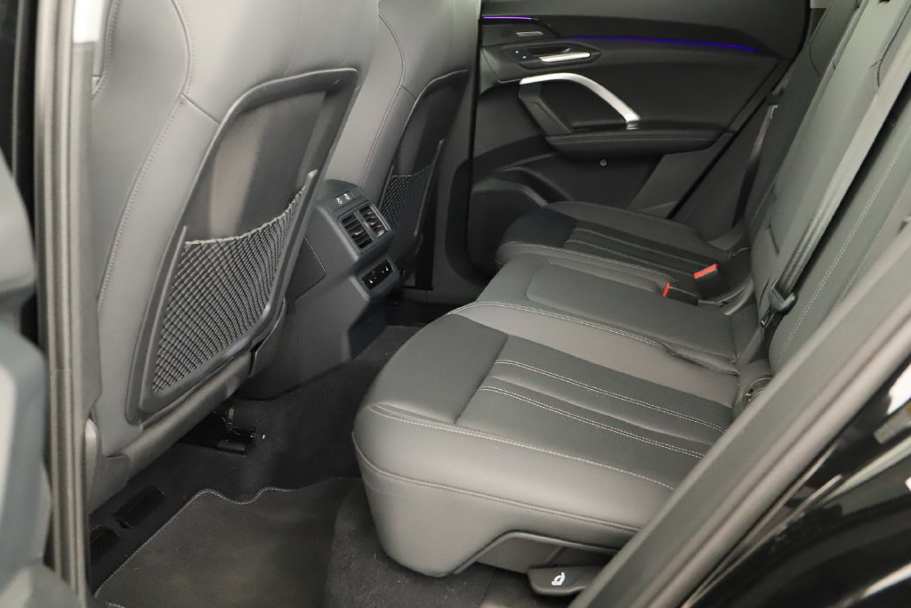 Certified 2025 Audi Q5 Prestige AWD/4WD image 29