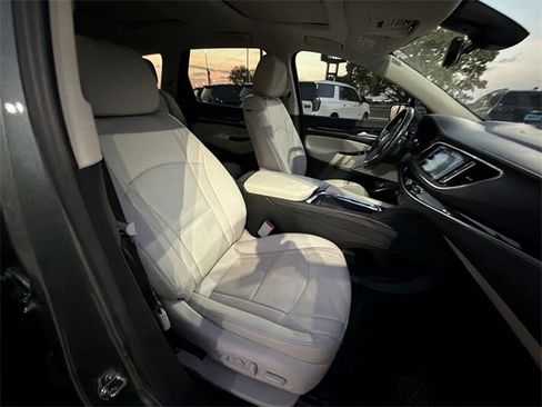 Used 2022 Buick Enclave Premium w/ Experience Buick Package image 27