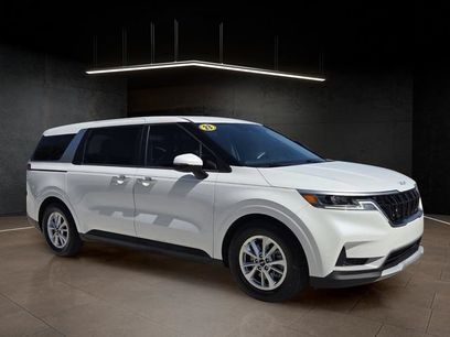 Used 2023 Kia Carnival LX