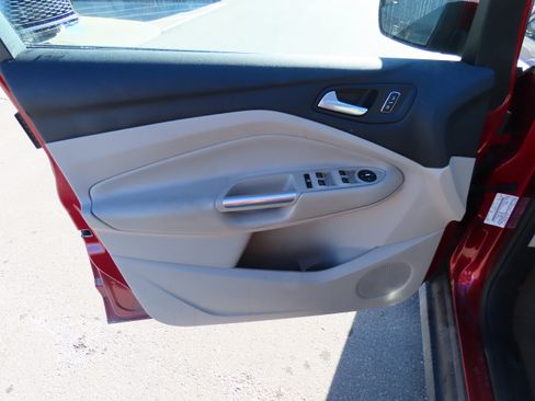 Used 2014 Ford C-MAX Energi SEL w/ Equipment Group 302A image 9