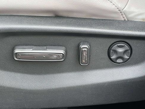 Used 2017 Honda CR-V EX-L image 15