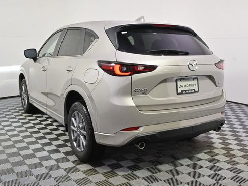 New 2025 MAZDA CX-5 AWD 2.5 S w/ Select Package image 4