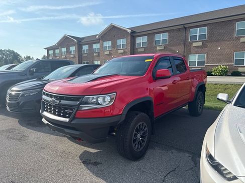 Used 2017 Chevrolet Colorado ZR2 AWD/4WD image 3