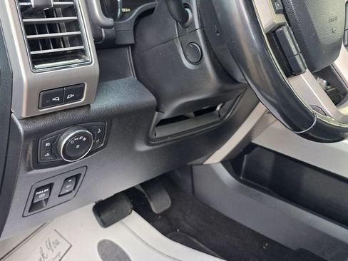 Used 2019 Ford F150 Platinum AWD/4WD image 21