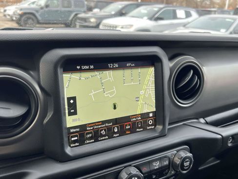 Used 2023 Jeep Wrangler Unlimited w/ Cold Weather Group image 17