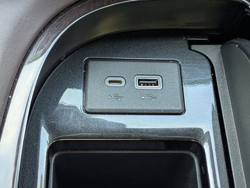 Used 2021 Cadillac Escalade Sport Platinum image 23